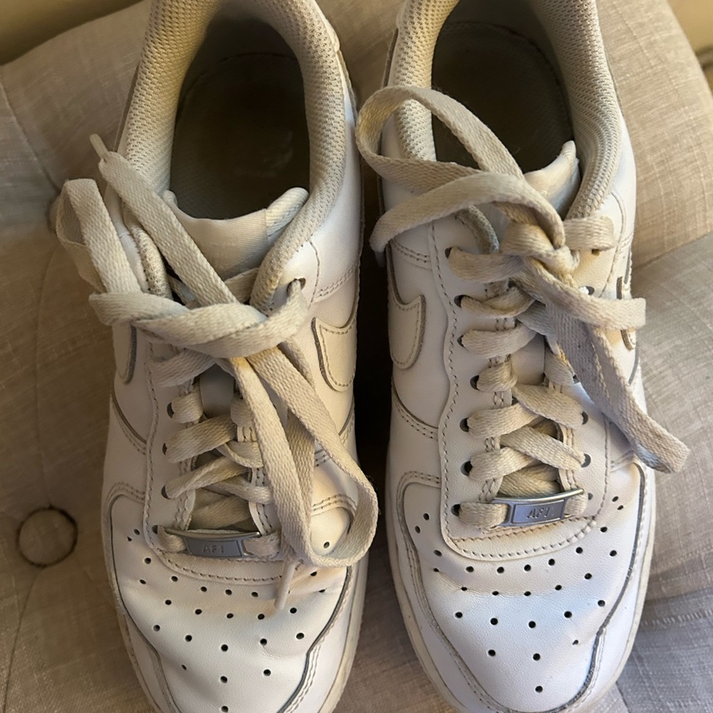 Nike Air  White Leather Athletic Shoes